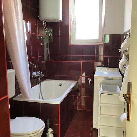Nora Apartament *